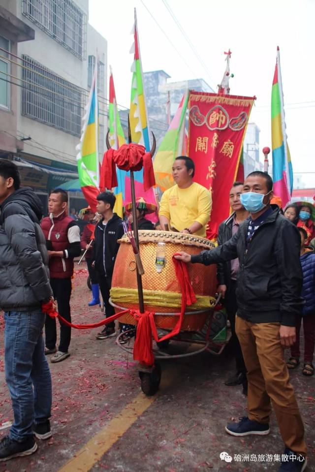 看点 03 硇洲飘色 可爱的小神仙,飘逸多姿,色彩多样.