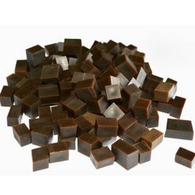 人民日报:14种保健品被吹上天,却没什么卵用