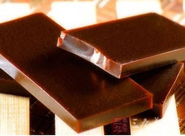 人民日报:14种保健品被吹上天,却没什么卵用