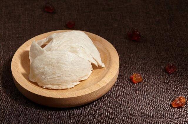 人民日报:14种保健品被吹上天,却没什么卵用