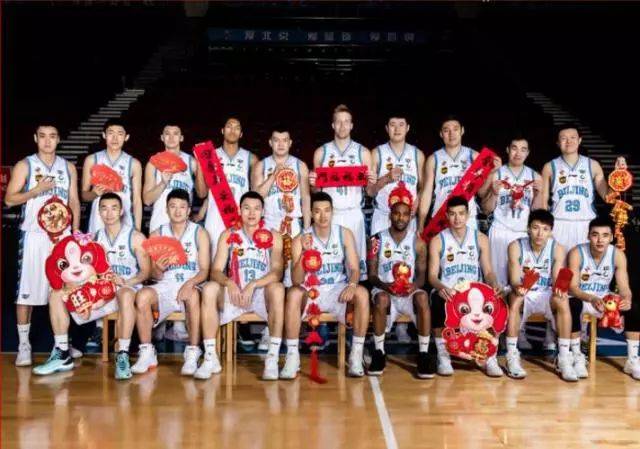 【附加赛】cba联赛 北京首钢vs上海大鲨鱼!