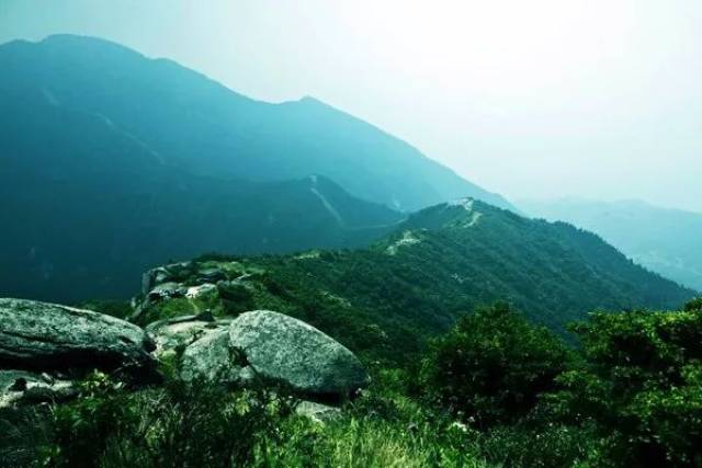 湘鄂赣红色旅游景区 黄袍山