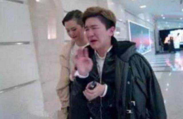 张大大怒怼王宝强,拍马屁被主持人当场揭穿,被