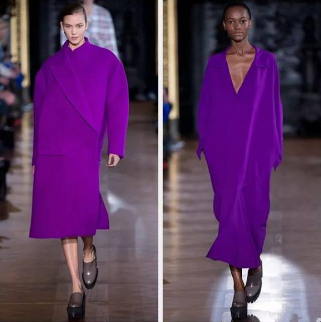2013 秋冬系列 纯正紫色连衣裙和外套△ 穿搭紫 通过show场上的紫色