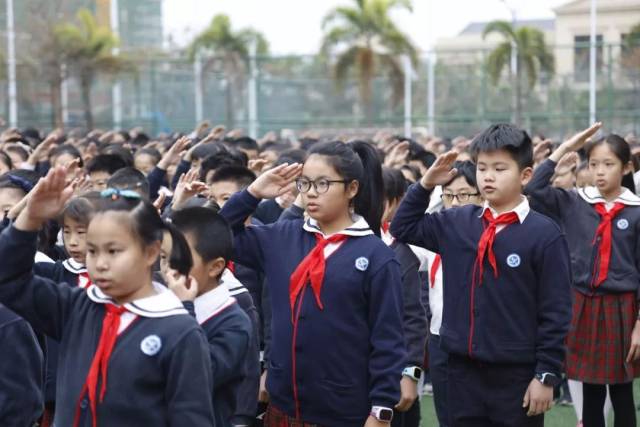 开学利是、时空隧道、家乡美食汇......这些开学礼让孩子们的“假