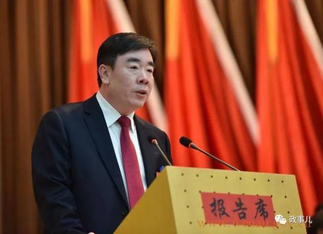 其中, 河北省廊坊市文安县县长姚运涛被行政记过处分,副县长李建国被