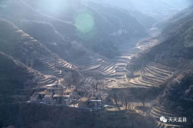 盂县仙人乡乱窑村自然风光.