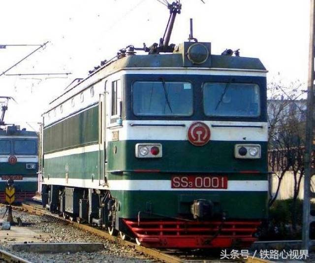 好久没更新了,这回聊韶山3型电力机车(ss3),ss3是中国铁路的第二代