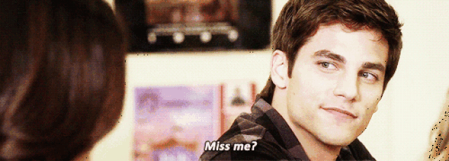 参演hulu台的僵尸剧《畸变》, 他直接摇身一变 成了络腮胡大叔jake