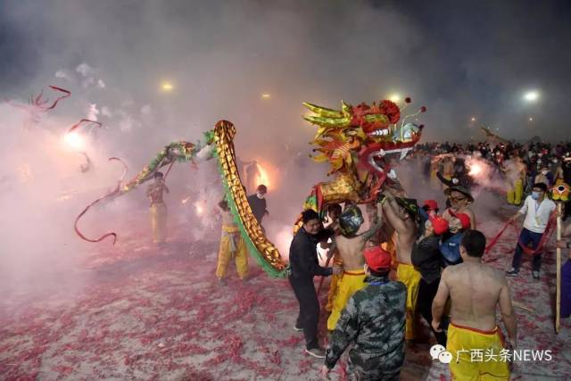 【实拍】广西宾阳千年"炮龙节 震撼上演,数十万人狂欢!