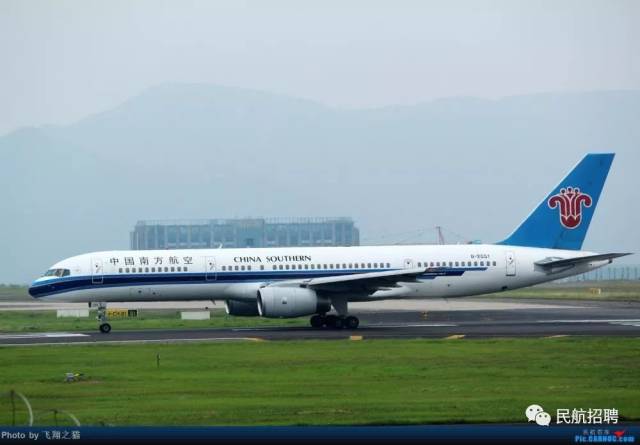 南航波音757-200客机(b-2851);摄影 民航资源网网友"huacuo"