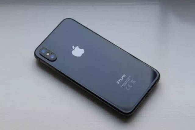 高达2万？史上最贵iPhoneX Plus曝光！512G容量还双卡双待？