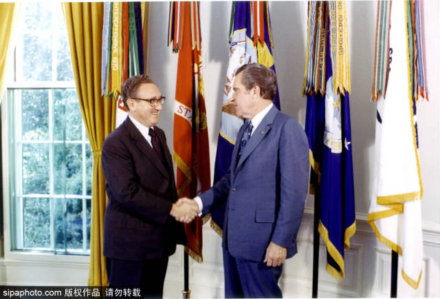 怎么加入美国籍 2ebdf4da1e8c4173bf2e630812f89d0f.jpeg