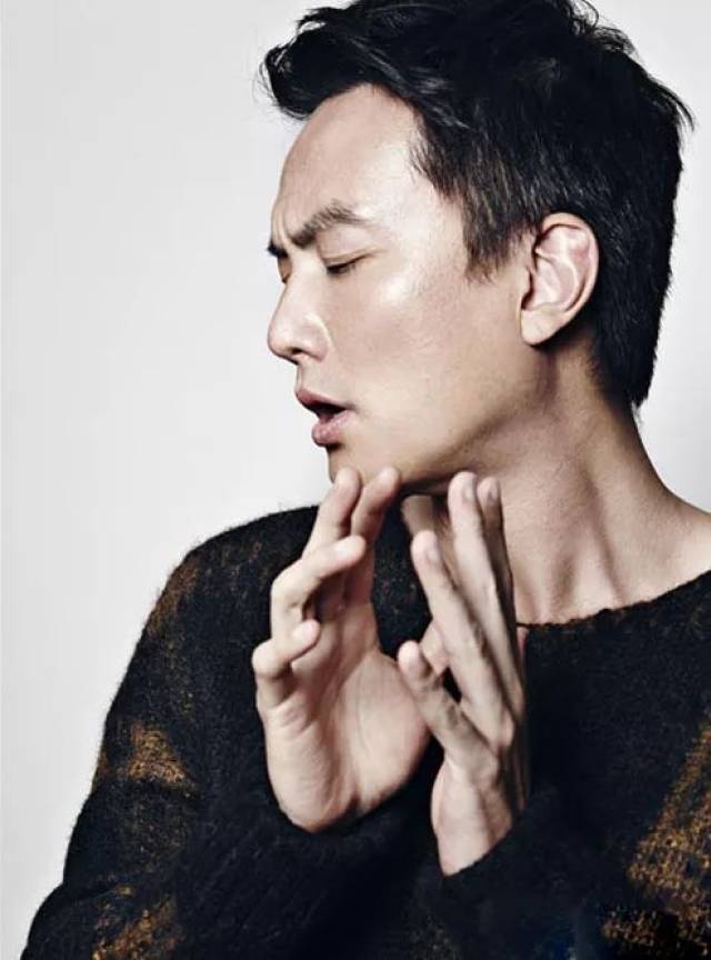 《歌手》里的玩乐者李泉,竟然读诗这么好听
