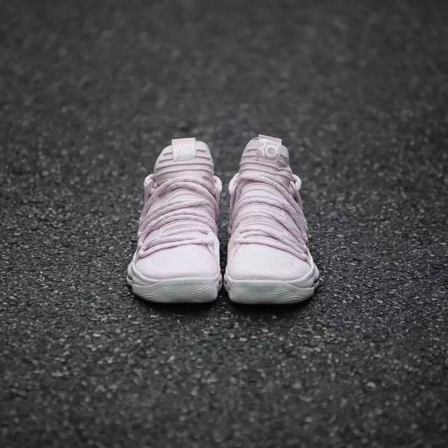 天使之翼回归!近赏 nike kd 10 "aunt pearl" 配色!