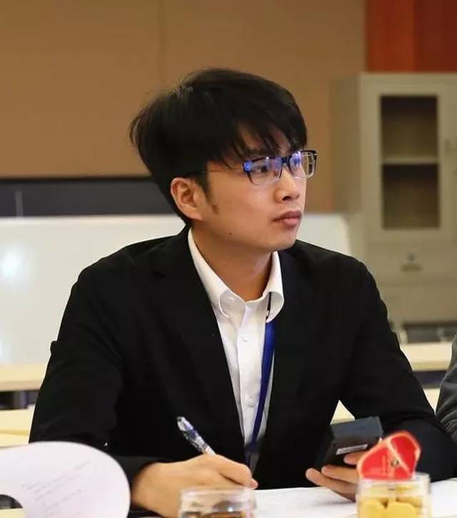 钛度电竞教育ceo sky李晓峰 大神电竞vp 区晓文(小烈 ig俱乐部coo 郭