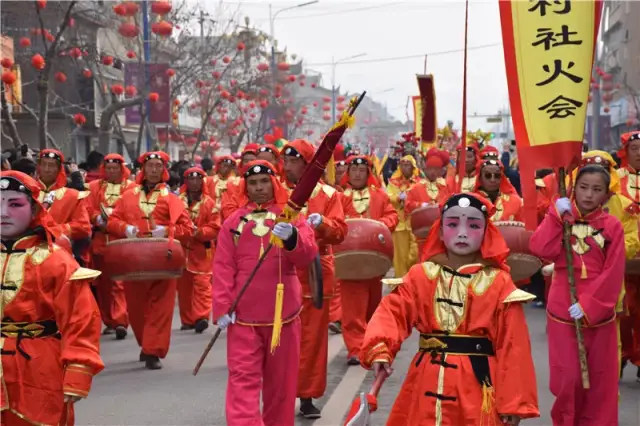 血社火,梿枷社火,地台社火等云集陕西宝鸡陇县正月十五闹元宵大型游演