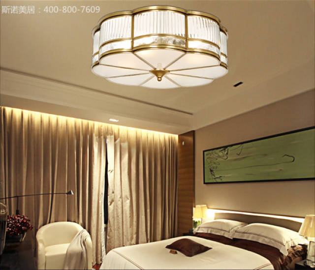 卧室吸顶灯安装在哪个位置比较合适