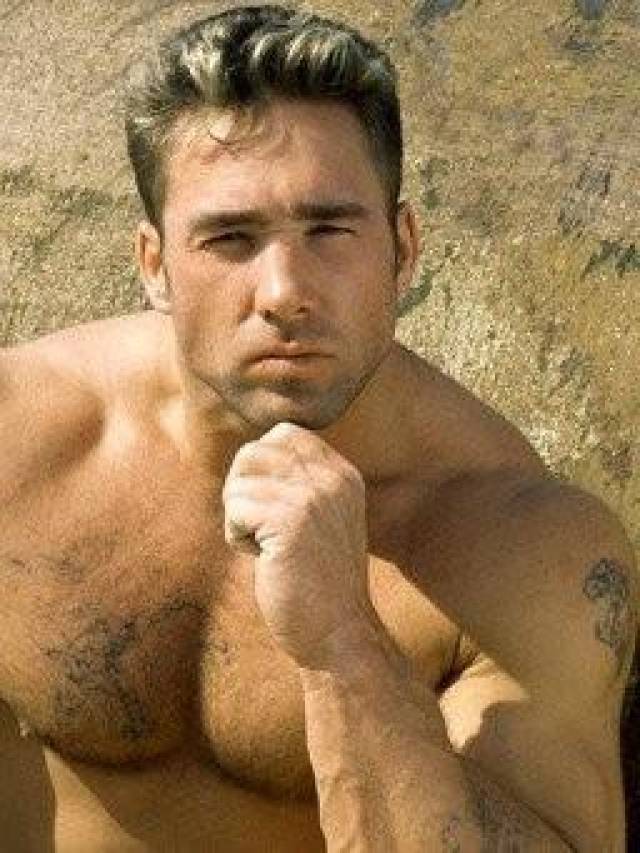 兄贵王比利海灵顿因车祸去世,享年48岁,愿一路