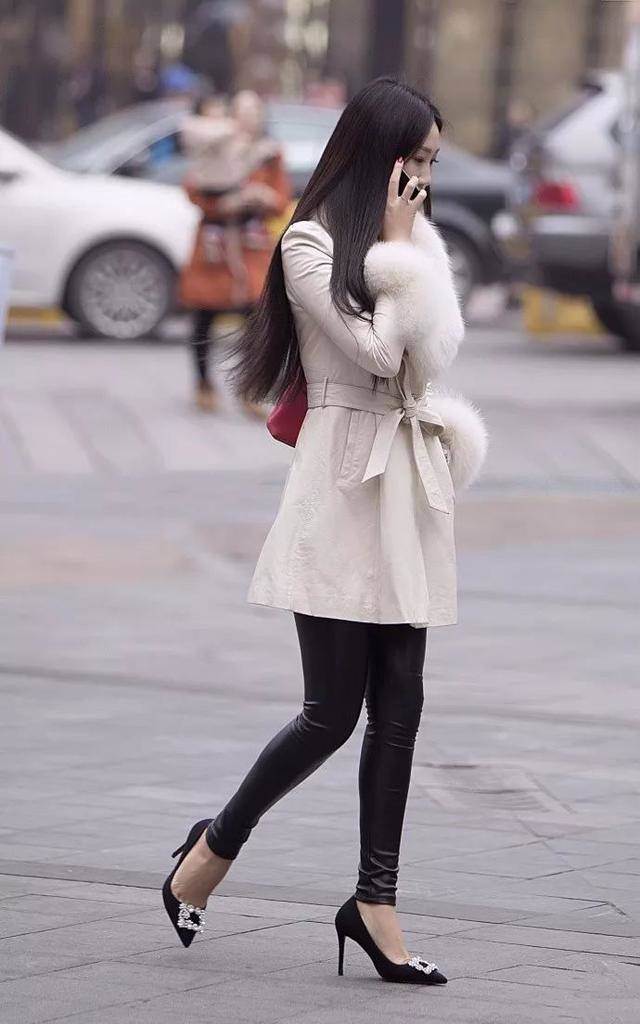 街拍|美丽动人,赏心悦目的性感靓丽美女姐姐