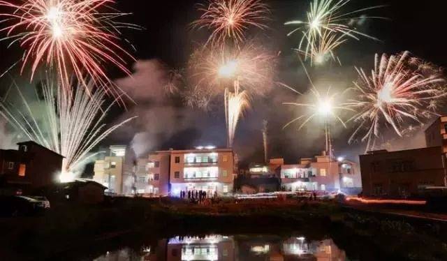 别拦我，我要去茂名“食年例”！