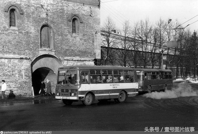 90年代初的城市公交.