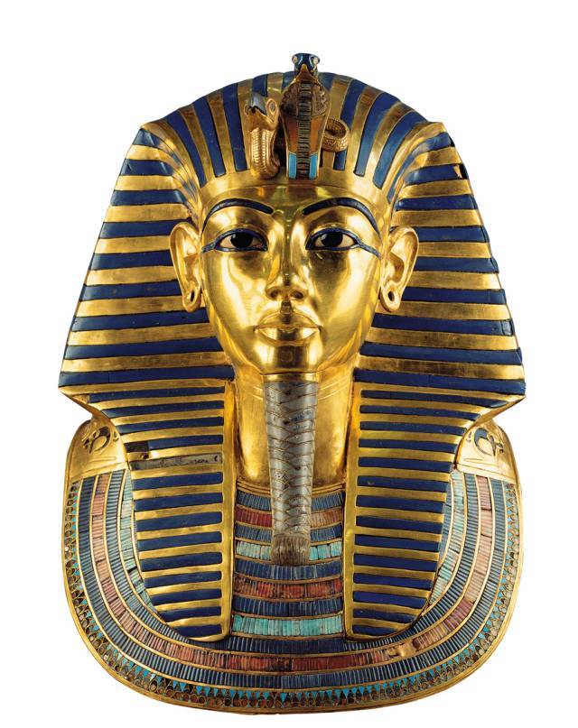 古埃及法老的木乃伊面具,高54cm,上面缀满了宝石.