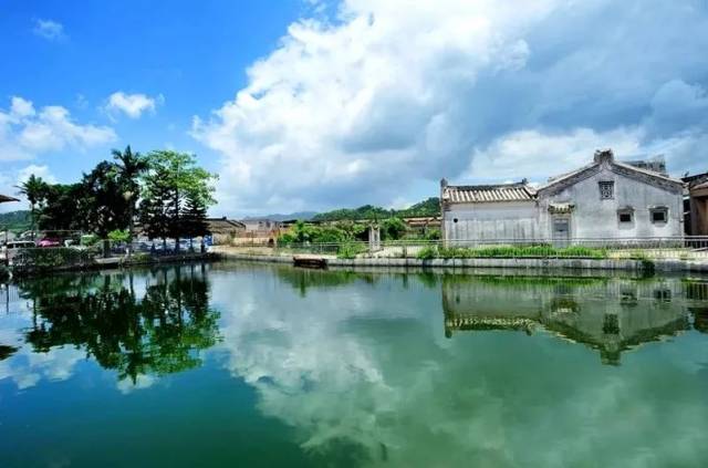 这个村已有700多年历史,是广东唯一活着的古村落