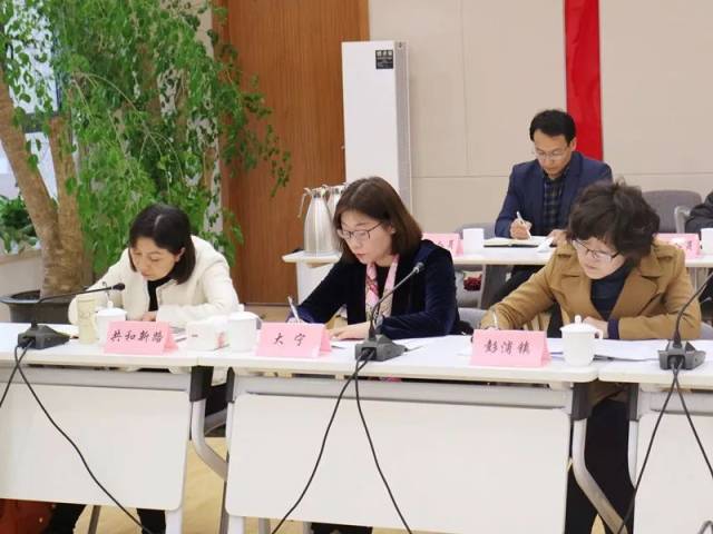 大宁路 街道 党工委副书记司静