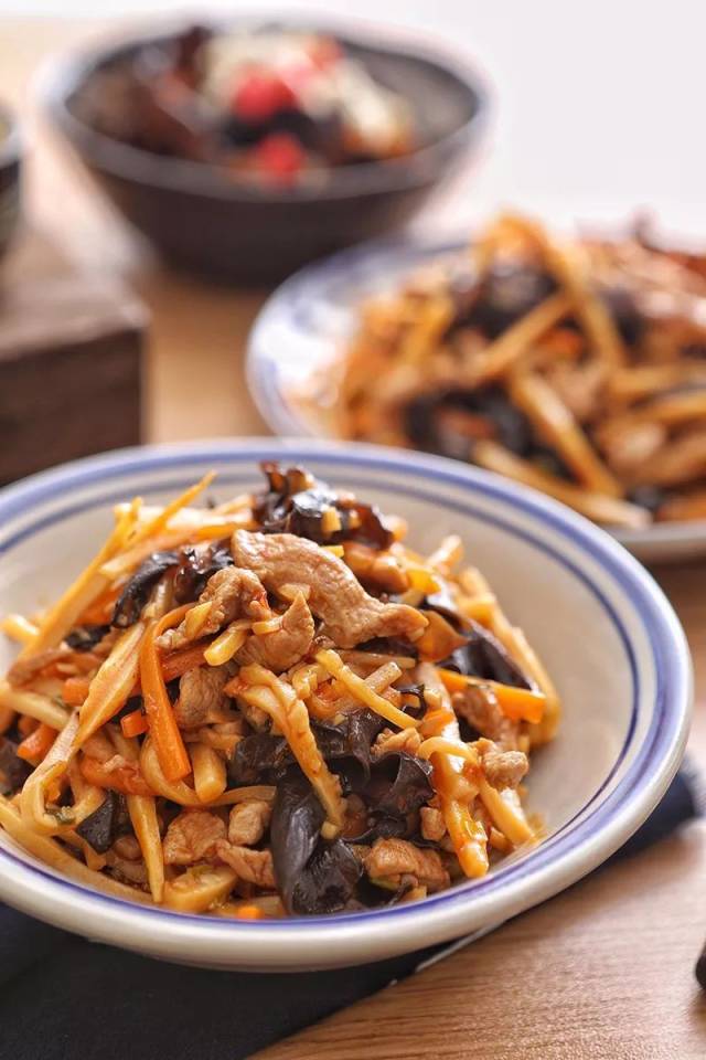 这盘鱼香肉丝,让全家人赞不绝口!【孔老师教做