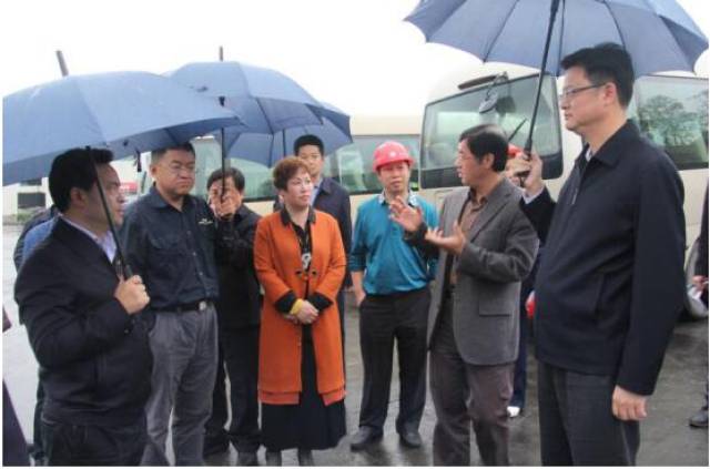 巾帼女将独秀中国锰业———访贵州松桃汇丰锰业公司董事长付平英