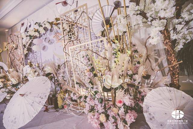 清新淡雅新中式风格婚礼布置现场图 现代中式婚礼仪式