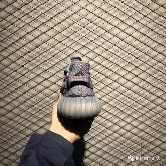 纯白椰子350v2怎么穿搭_椰子350v2所有配色