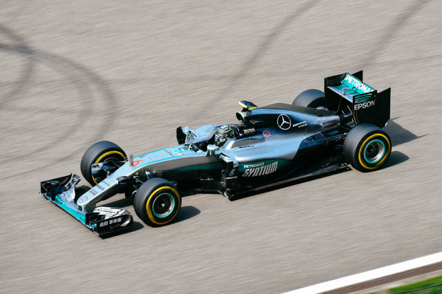 6t的f1赛车?