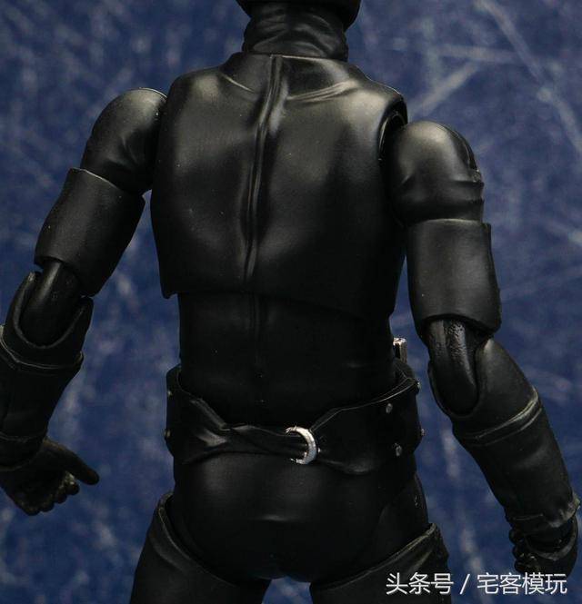 78官测:万代 shf 假面骑士 修卡战斗员-骨