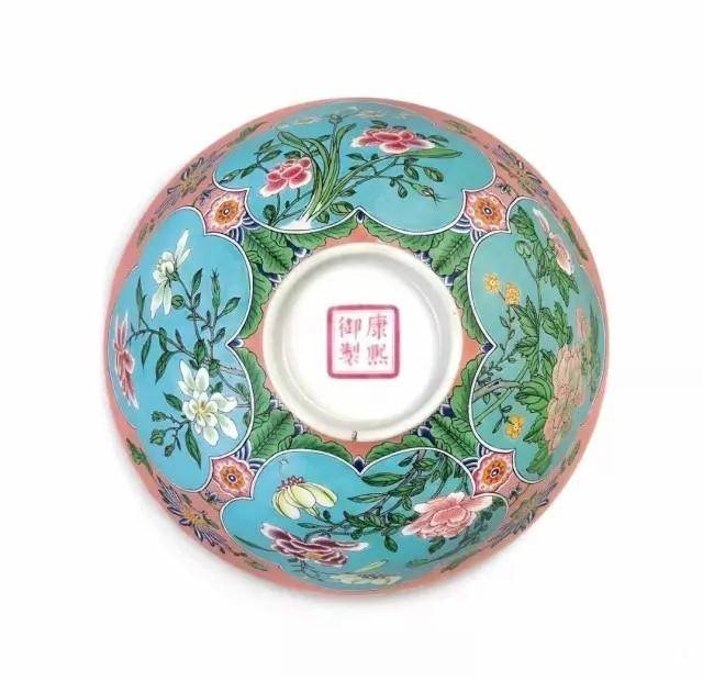 清康熙粉红地珐琅彩开光花卉碗领衔春拍,将打开今年清