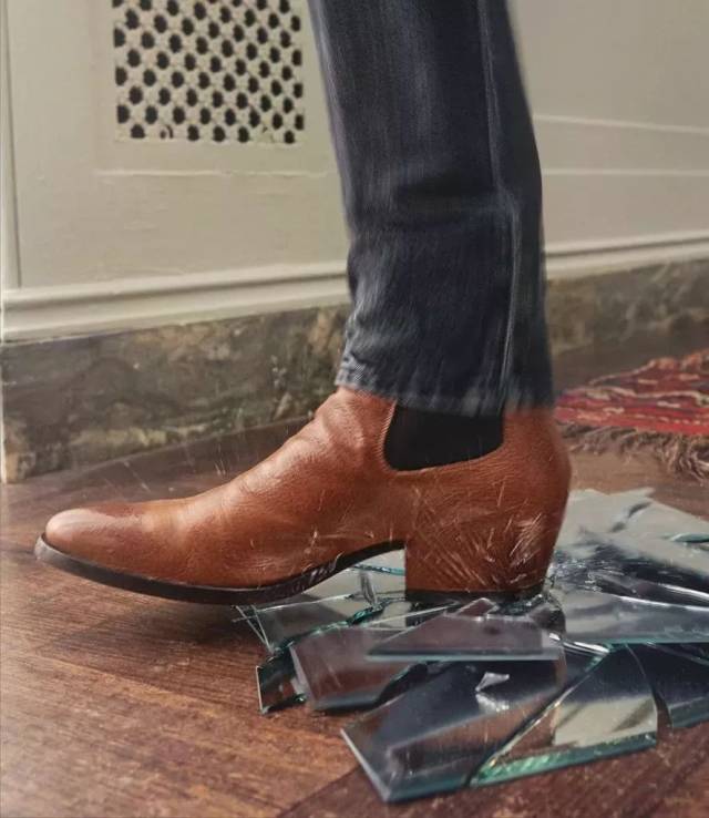 纪梵希 | 2018春夏系列广告大片 推出全新GV3