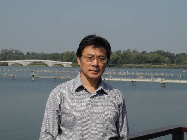 胡敏 国家行政学院研究员