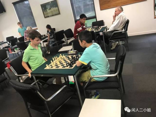在The Box Hill Chess Club下国际象棋的一日