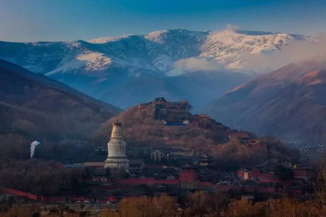 佛教四大名山分别是哪四个 ed8eeb86d653423e93e08cc57c002be2.jpeg