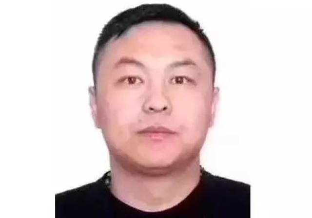 包金龙,男,蒙古族,身份证号152322198209052115,内蒙古通辽市科尔沁左