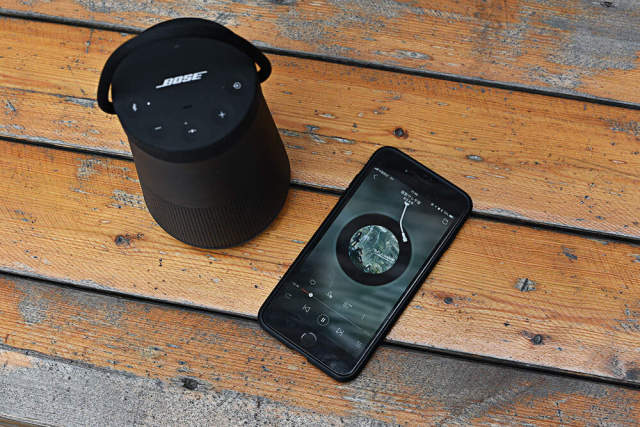 客厅音响选哪个?还是Bose soundlink Revolve+