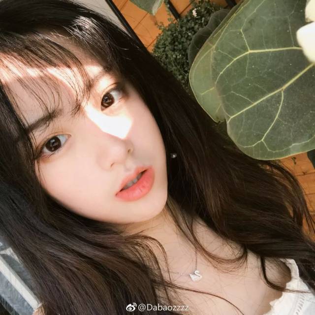 这群00后的小网红已经逆天了.