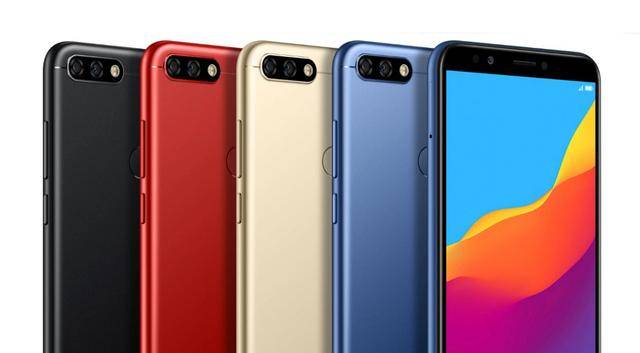 第一台荣耀畅玩7C已由京东配送机器人送达!网