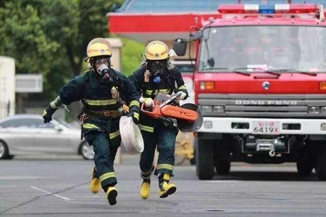 公安消防部队,武警森林部队将转制新组建的应急管理部