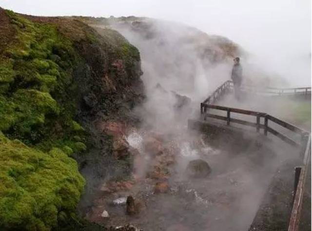 世界十大顶级温泉排行榜