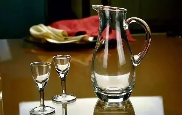 「热点」喝白酒,选对杯子很重要!