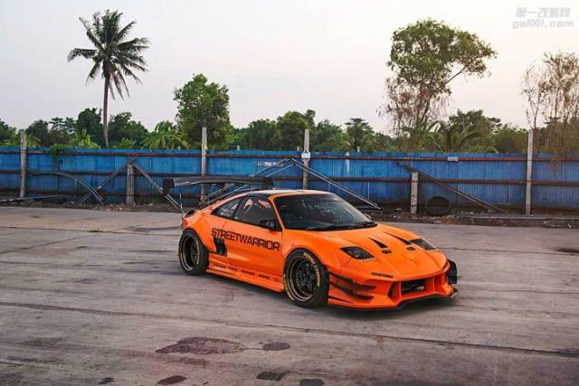 独特改装1992丰田mr2