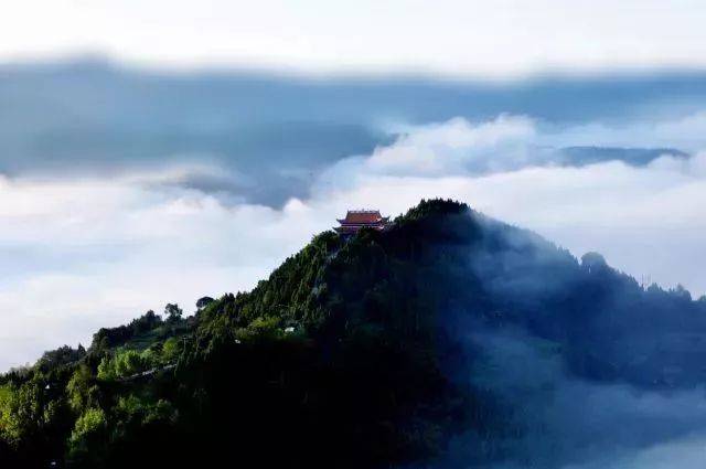 平昌县南天门景区 平昌县三十二梁景区 前不久有网友反映, 巴中的旅游