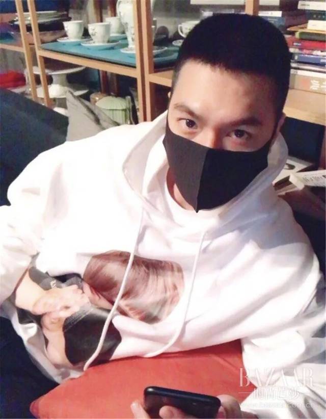 李敏镐剃寸头上了热搜,事实证明:敢剃寸头的才是真的帅!